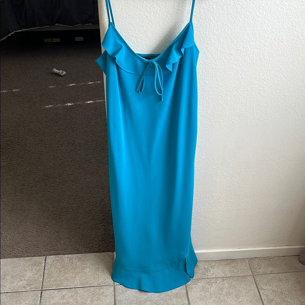 Elegant Blue Sleeveless Dress